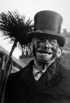 7387fc40ed46b32d61ef5a8ee52c69d6--chimney-sweep-rooftops
